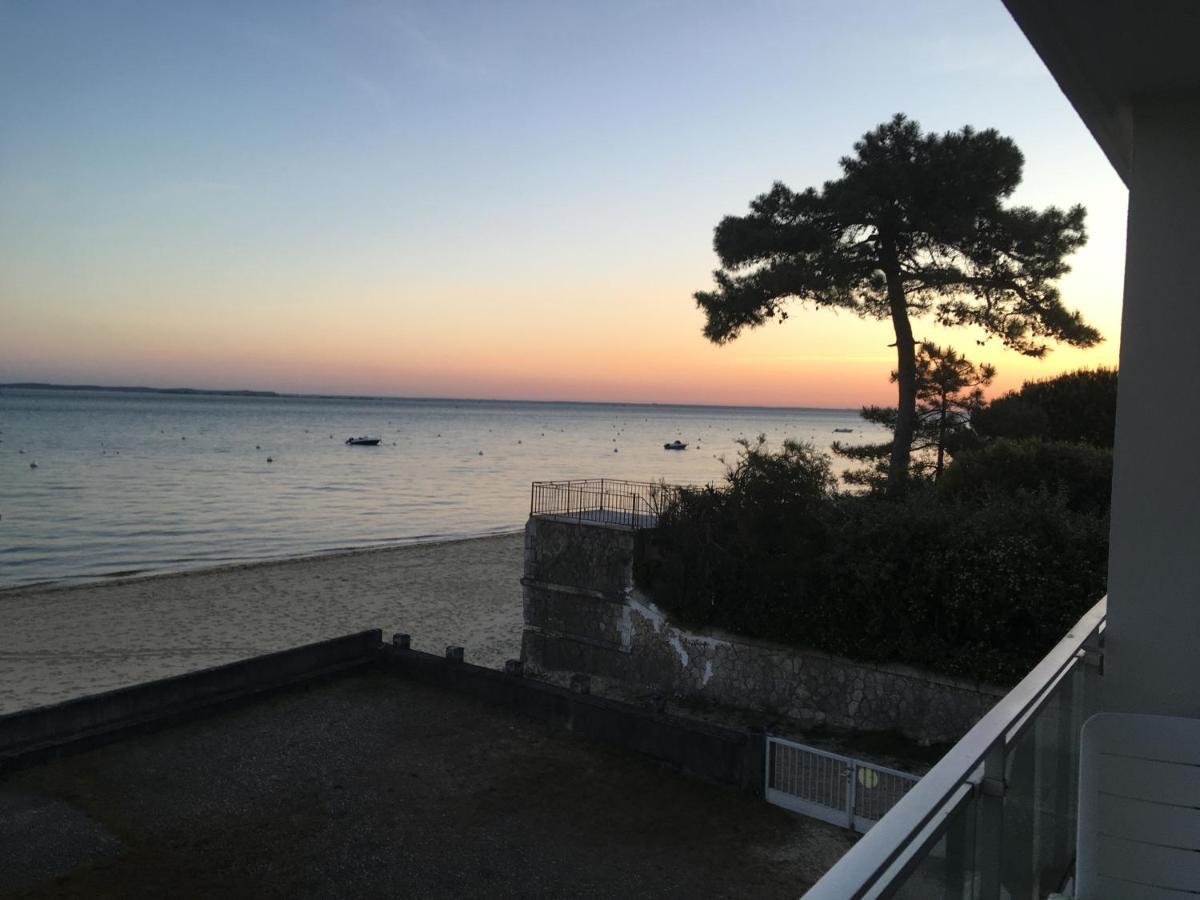 Appartement Arcachon Perreire Premiere Ligne Les Pieds Dans L Eau Vue Magnifique Sur Le Bassin Luaran gambar