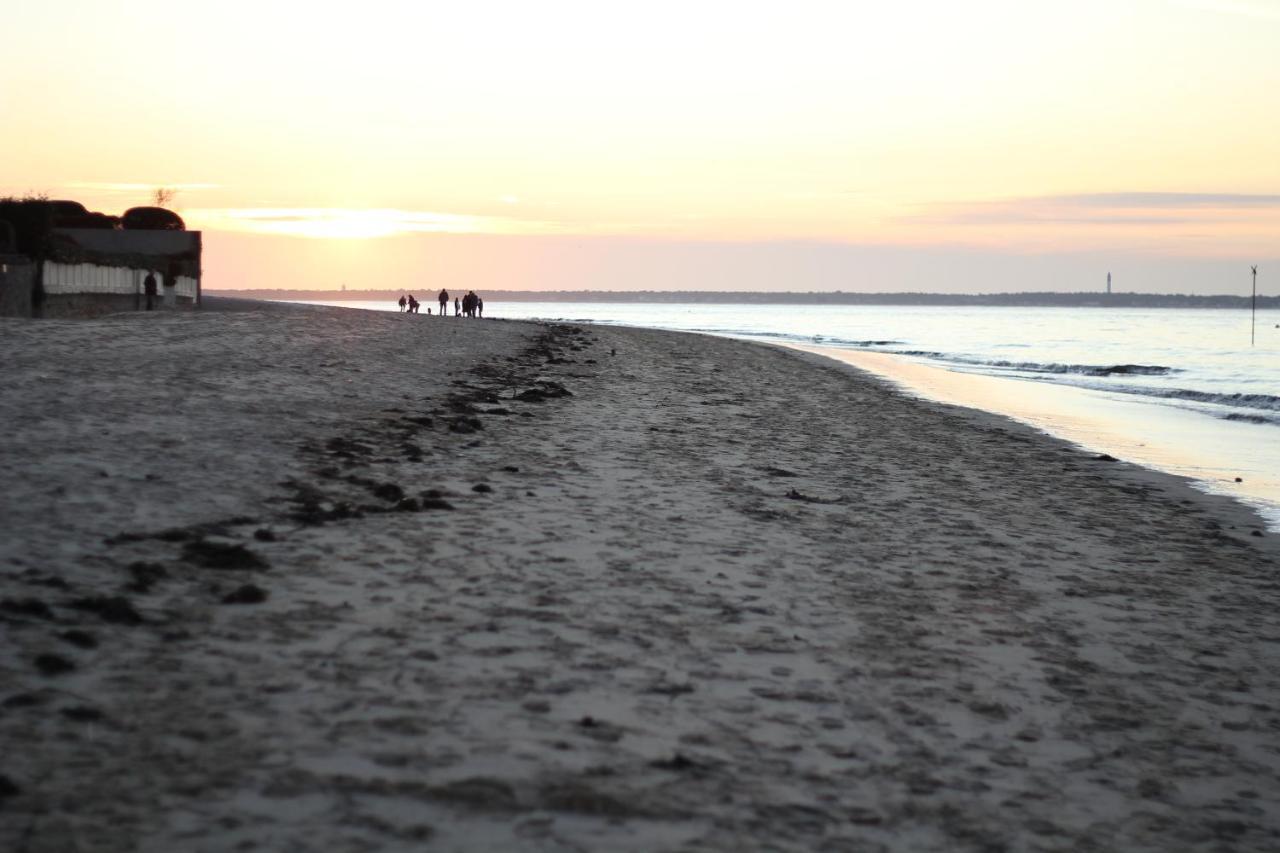 Appartement Arcachon Perreire Premiere Ligne Les Pieds Dans L Eau Vue Magnifique Sur Le Bassin Luaran gambar